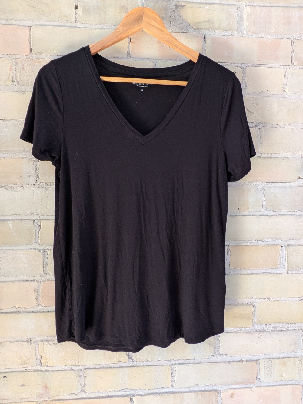 2 for $25 Reitmans Black V-Neck Short Sleeve Tee